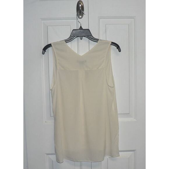 Trouve' Women's Fold Over Sleeveless V-Neck Silk Blouse in Beige Small $68 - Picture 3 of 3